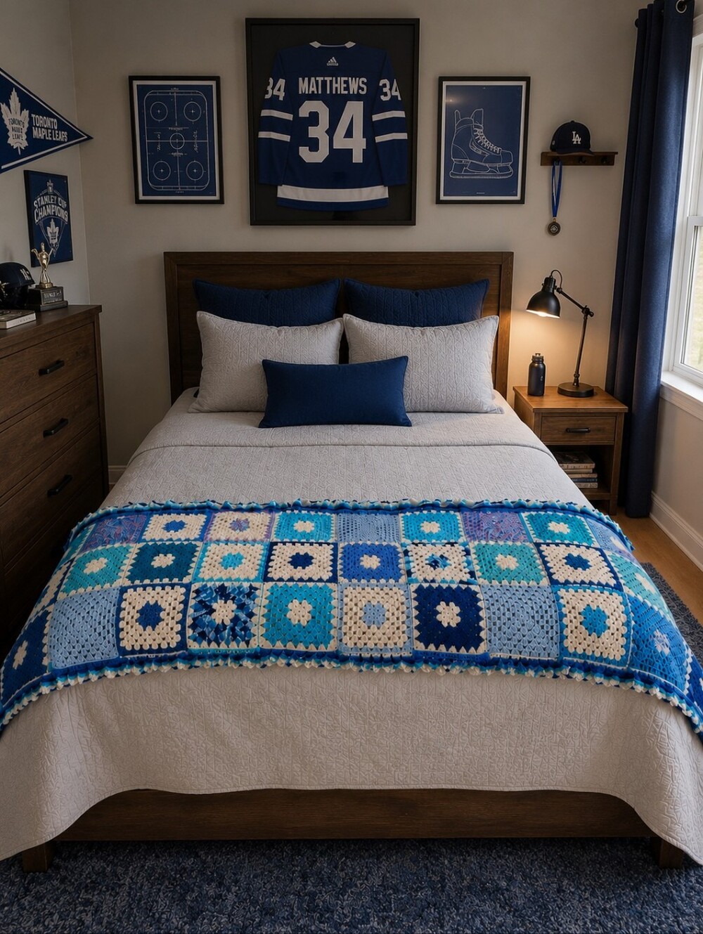Vintage Handmade Crochet Granny Square Blanket Throw Blue White Aqua